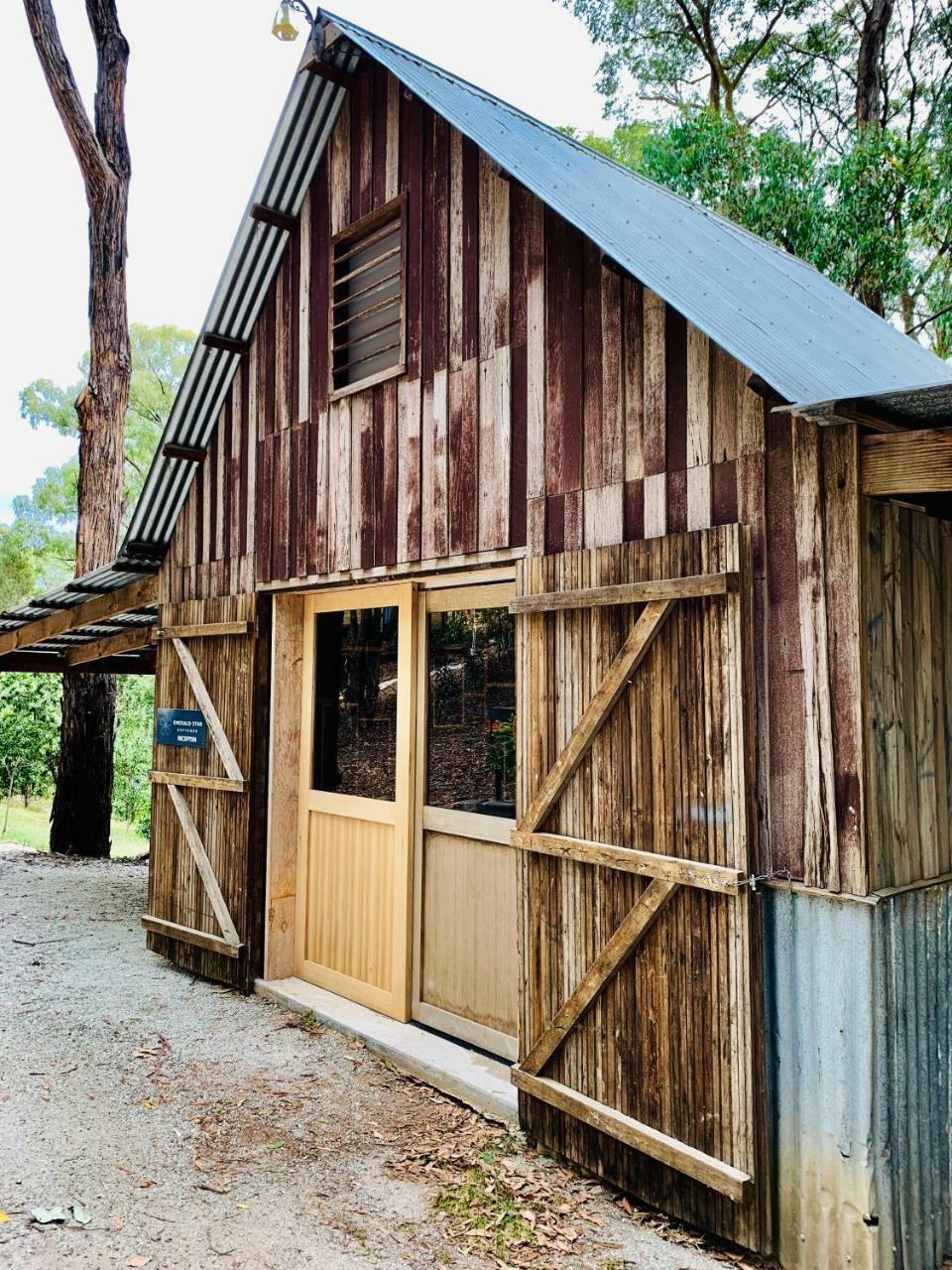 Emerald Star Cottages Extérieur photo